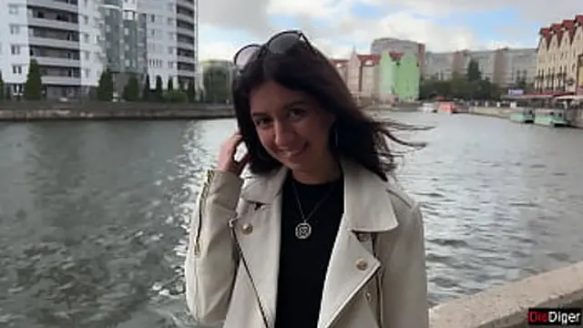 Public Pickup - Girl on First Date Craves Anal👌 in Tight Ass🍑