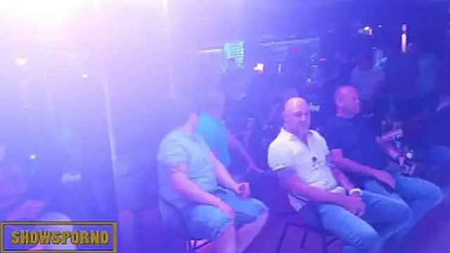 Public Magic Pussy✌ in a pub