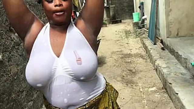 Real outdoor Nigerian homemade sex