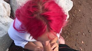Babe Performs公开 BJ at Beach, Swallows Cum