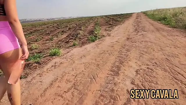 Hot Brazilian GF Screwing Outdoors