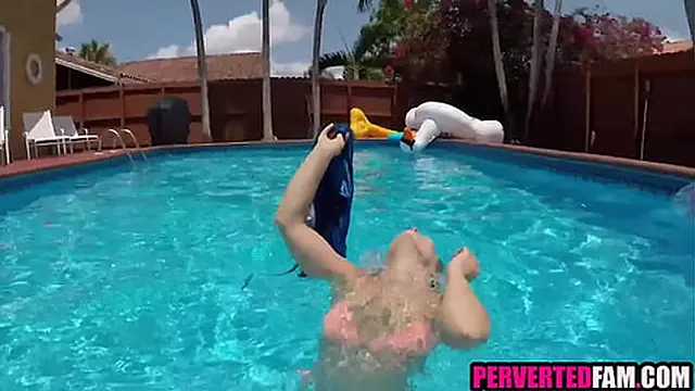 Poolside Fuck with milf