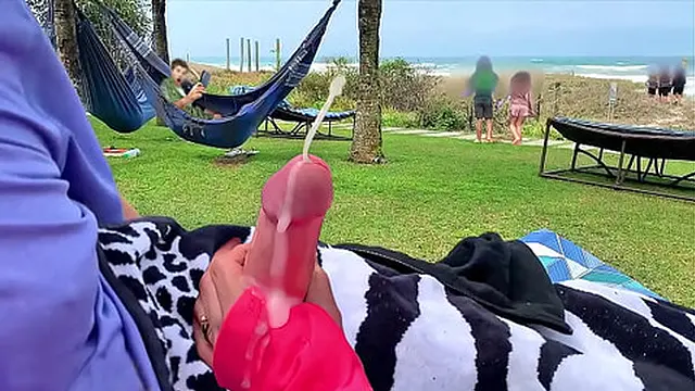 Let them watch as you let loose and show off your climax🚀!