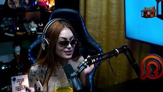 Mari Ávila mostrou seu corpo maravilhoso que fez o Ruan Ficar cheio de tesão —  o Podcast pegou fogo! - Pápum no Barraco!