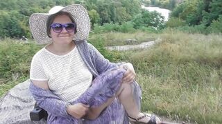 Hairy mature upskirt on the carriage