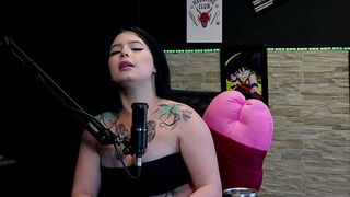 She has a skin fetish —  blowjobs are her forte —  she recorded with a 24cm dick —  had experience with two men —  and likes it small and thick - Kalyca (WATCH ON: SHEER/RED)