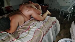 Colombian stepdaughter gets on all fours to fuck her juicy pussy what does she have and opens up b