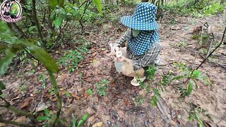 Thai girl walks in the forest —  pees —  and then shows her pussy on the side of the road 4K