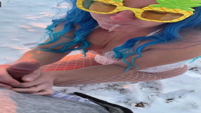 Public whore drinks husband's hot piss in garden